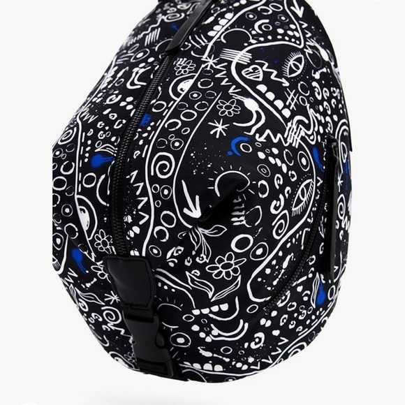 Desigual Small Multi-Position Backpack. - Picture 5 of 7